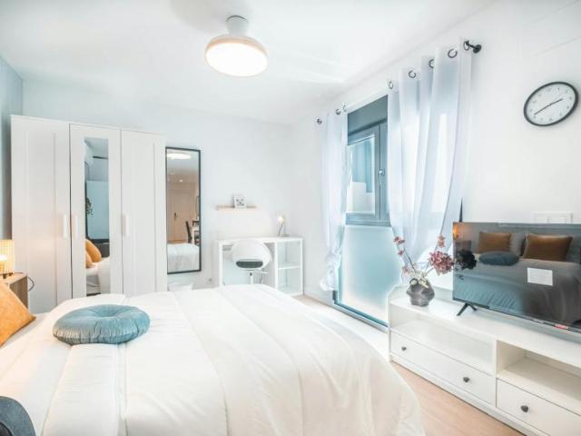 Apartamentos Elche Elche ES103396662