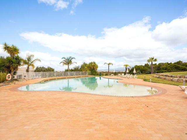Apartamentos Lagoa Algarve DLS77082537