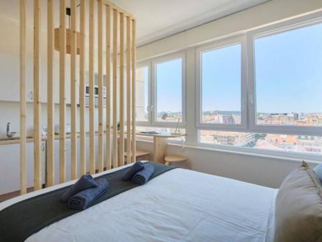 Apartamentos Lisbon Lisbon 1050 250 DLS80693416