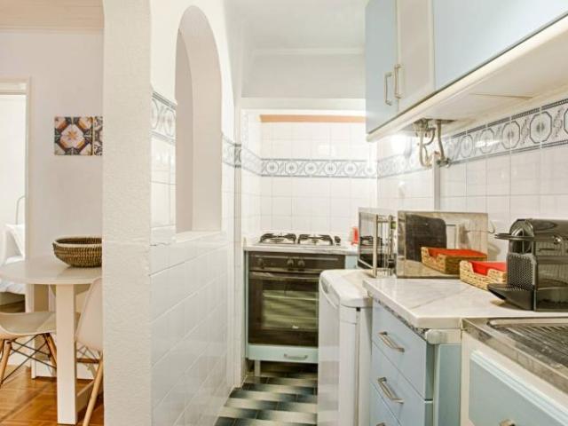 Apartamentos Lisbon Lisbon 1100 ES94550868