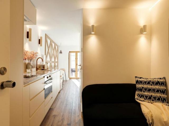 Apartamentos Lisbon Lisbon 1100 012 DLS102884736