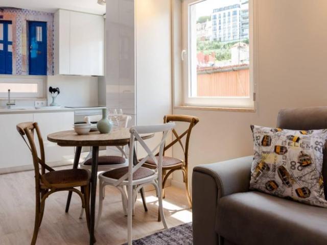 Apartamentos Lisbon Lisbon 1100 132 DLS93559591