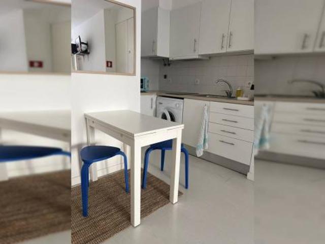 Apartamentos Lisbon Lisbon 1100 435 DLS84497438