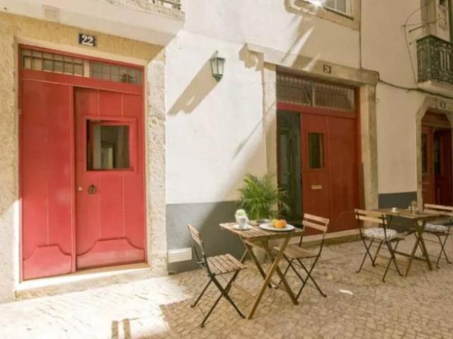 Apartamentos lisbon lisbon 1200 066 DLS101794628