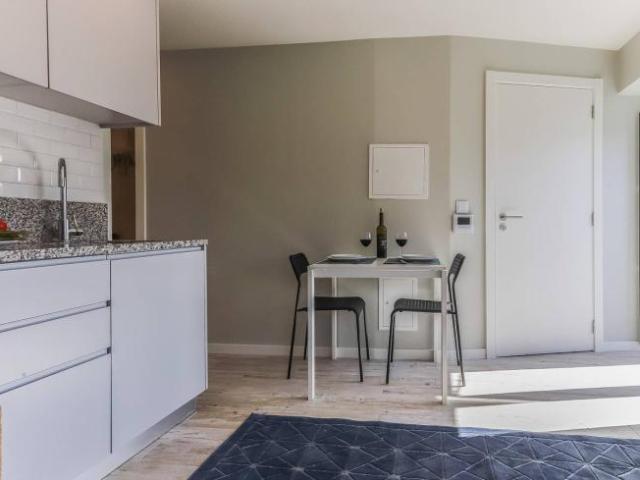 Apartamentos lisbon lisbon 1300 167 DLS101814447