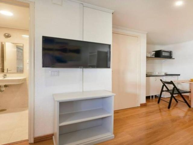 Apartamentos lisbon lisbon 1700 356 ES100216615