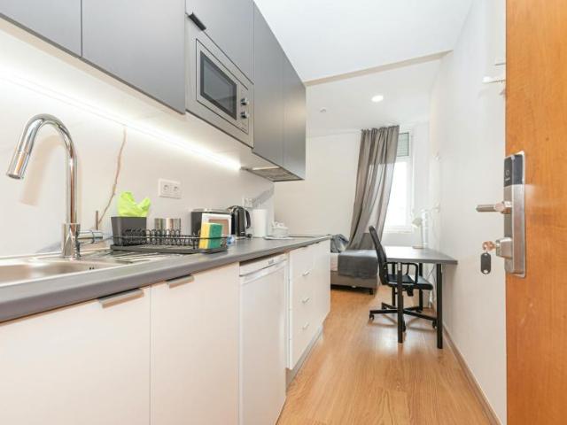 Apartamentos Lisbon Lisbon 1750 142 DLS102273527