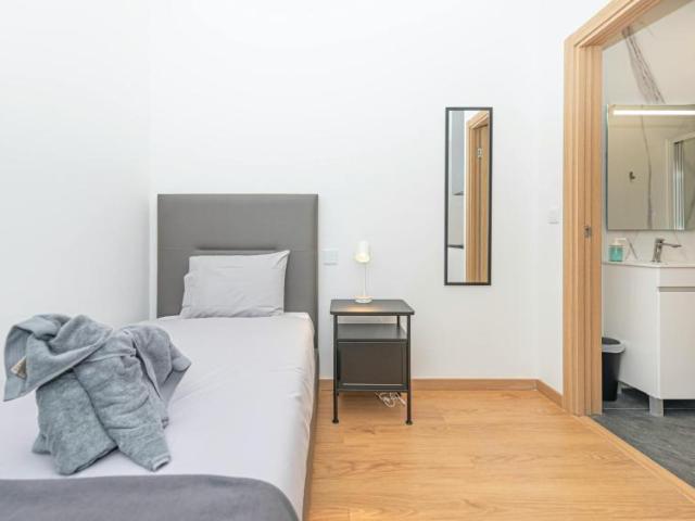Apartamentos Lisbon Lisbon 1750 142 DS102273528