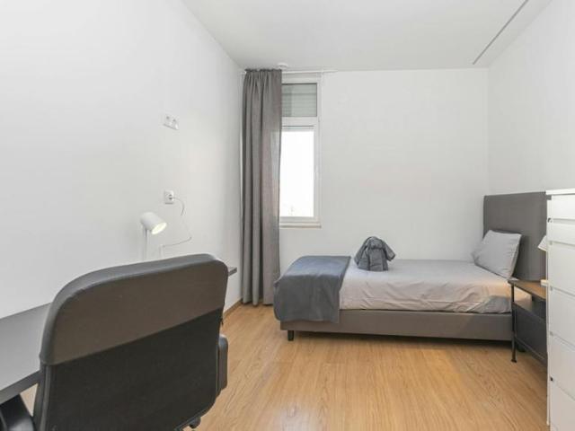 Apartamentos Lisbon Lisbon 1750 142 DS102273532