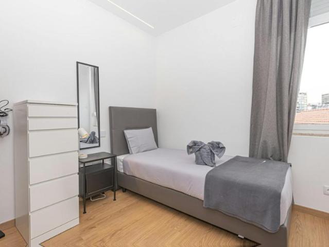 Apartamentos Lisbon Lisbon 1750 142 ELS102273519