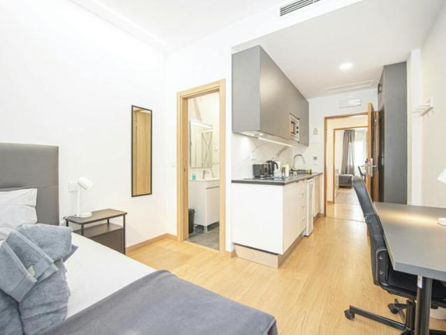 Apartamentos Lisbon Lisbon 1750 142 ELS102273531