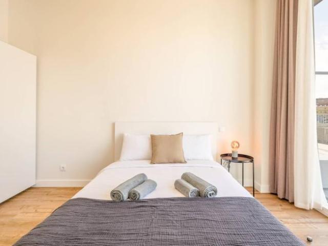 Apartamentos lisbon lisbon 1900 267 DLS101481235