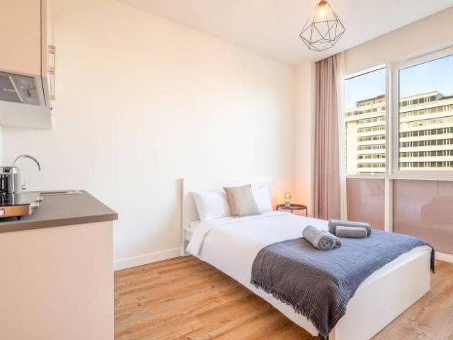 Apartamentos lisbon lisbon 1900 267 DS101854577