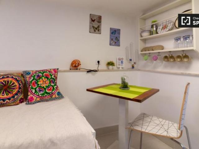 Apartamentos lisbon lisbon 2775 DLS101842696
