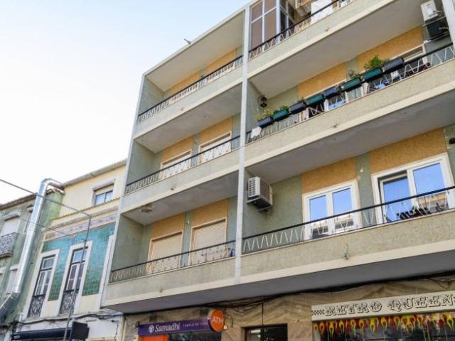 Apartamentos lisbon lisbon 2800 270 ES101834017