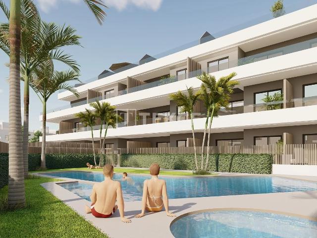 Apartamentos Modernos con Piscina Comunitaria en Pilar de la Horadada