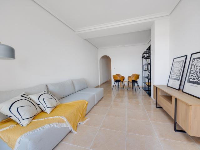 Apartamentos modernos en un edificio residencial bien cuidad. 93m² San Fulgencio