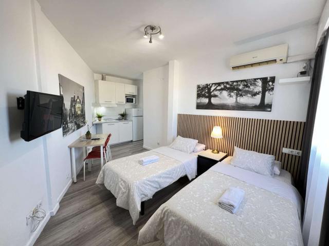 Apartamentos Madrid Madrid 54237981