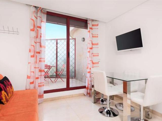Apartamentos Madrid Madrid 82632038