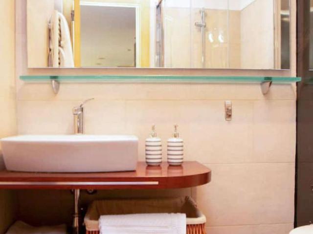 Apartamentos Madrid Madrid 92790499