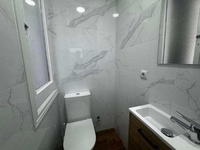 Apartamentos Madrid Madrid 93975254