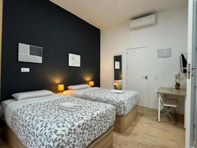 Apartamentos Madrid Madrid 99342794