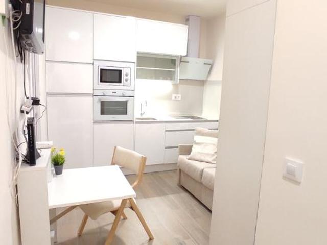 Apartamentos Madrid Madrid 102854097