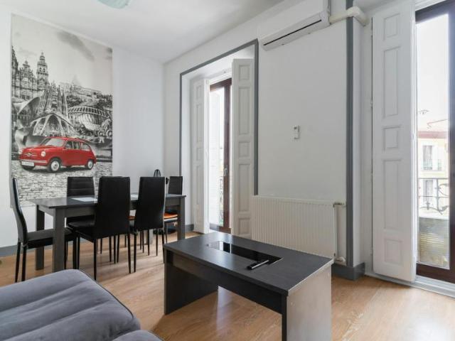 Apartamentos Madrid Madrid 102054858