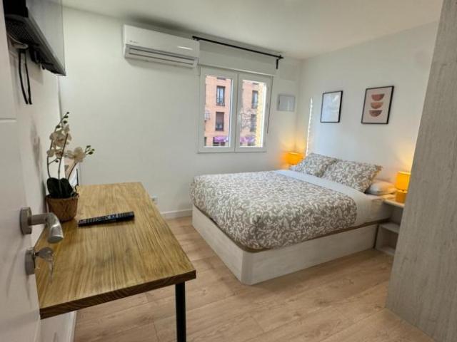 Apartamentos Madrid Madrid 103612343