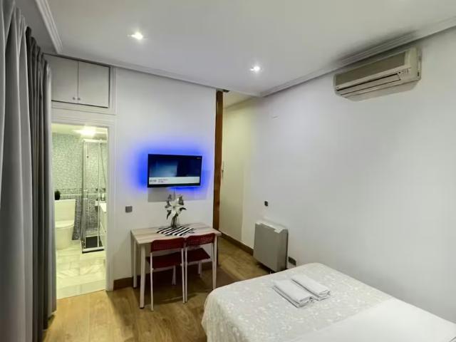 Apartamentos Madrid Madrid ELS98385740