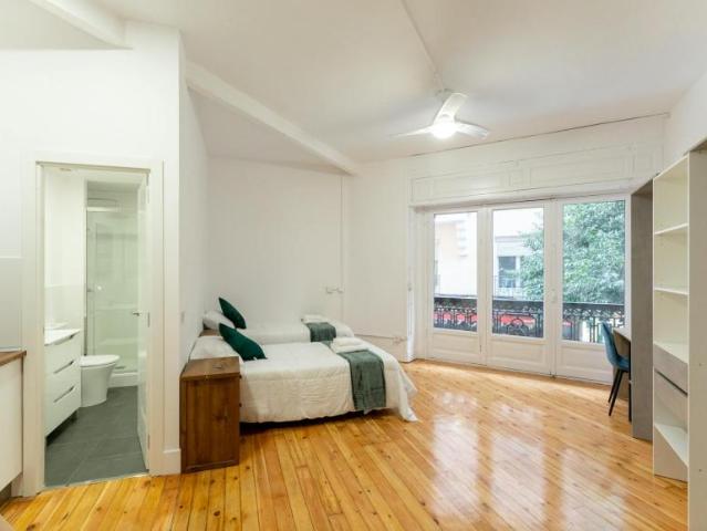 Apartamentos Madrid Madrid ELS99635525