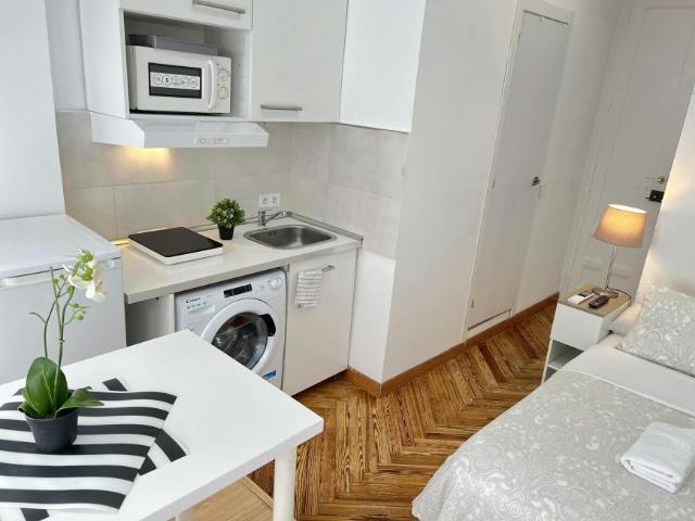 Apartamentos Madrid Madrid ES100720583