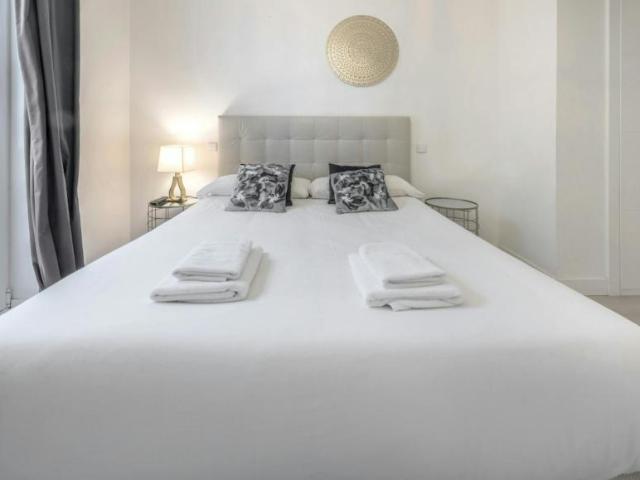 Apartamentos Madrid Madrid ES101560206