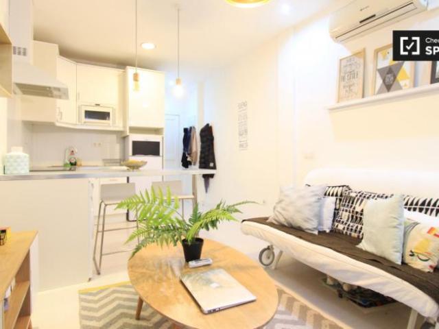 Apartamentos Madrid Madrid ES101807656