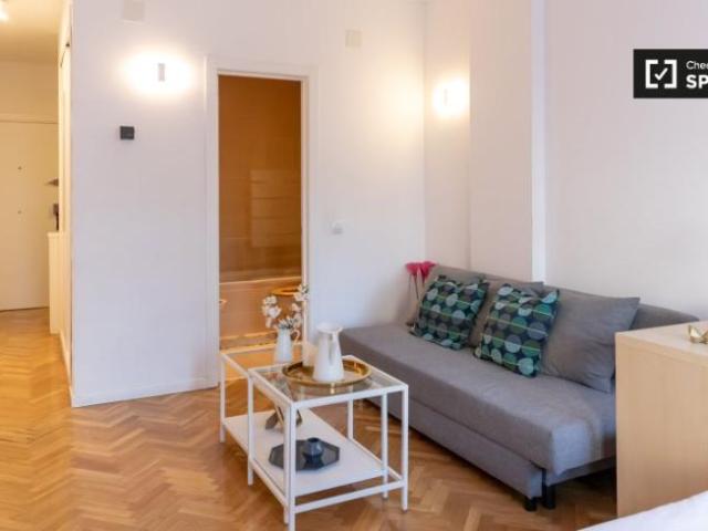 Apartamentos Madrid Madrid ES101809319