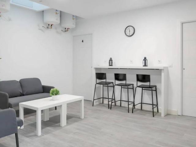 Apartamentos Madrid Madrid ES101810543