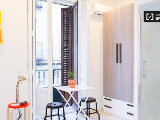Apartamentos Madrid Madrid ES101816393