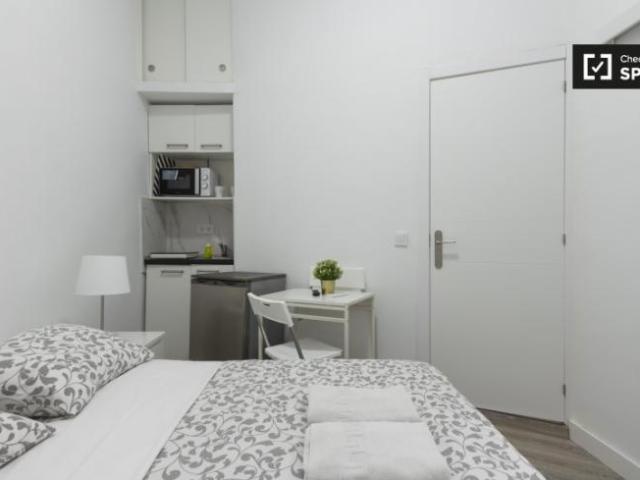 Apartamentos Madrid Madrid ES101837452