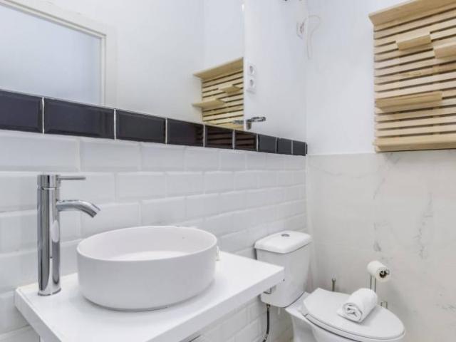 Apartamentos Madrid Madrid ES101838223
