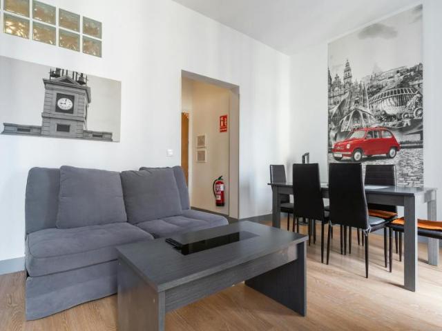 Apartamentos Madrid Madrid ES102054858