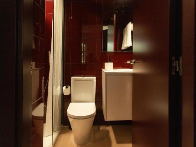 Apartamentos Madrid Madrid ES102630126