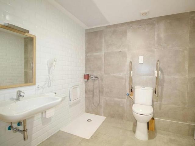 Apartamentos Madrid Madrid ES102771844