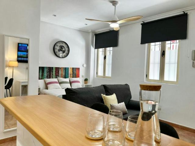 Apartamentos Madrid Madrid ES102795730