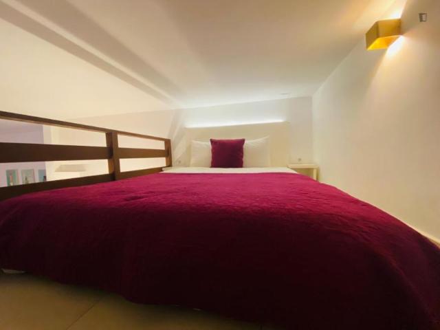 Apartamentos Madrid Madrid ES103260684