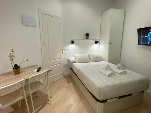 Apartamentos Madrid Madrid ES103261854
