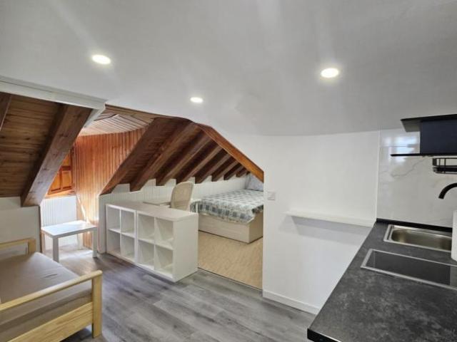 Apartamentos Madrid Madrid ES103262265