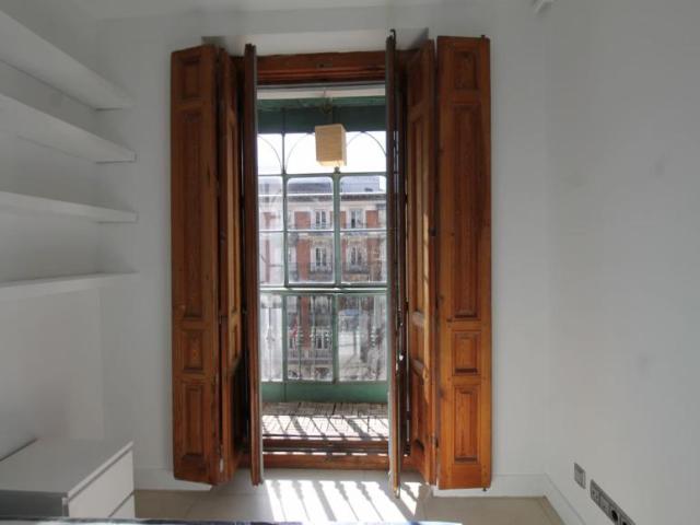 Apartamentos Madrid Madrid ES103263523