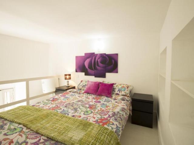 Apartamentos Madrid Madrid ES103264759