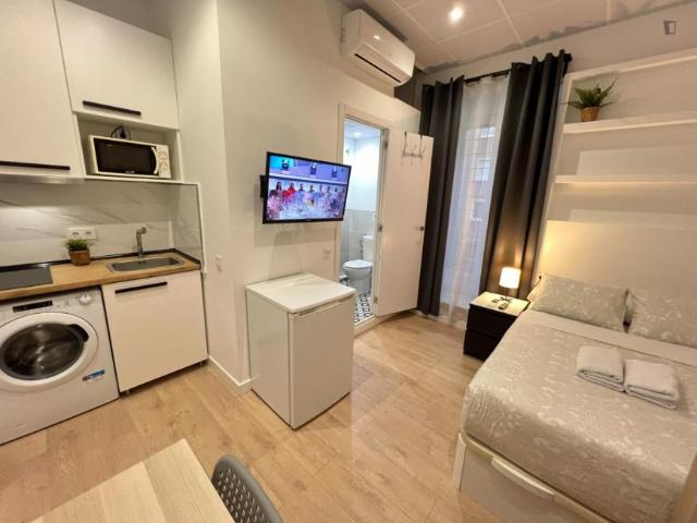 Apartamentos Madrid Madrid ES103271760