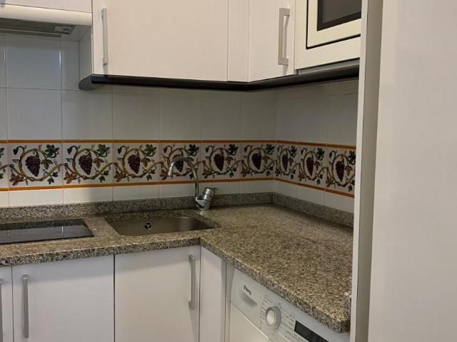 Apartamentos Madrid Madrid ES103272136
